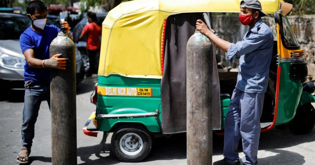 Why is it so hard to get oxygen cylinders in India?