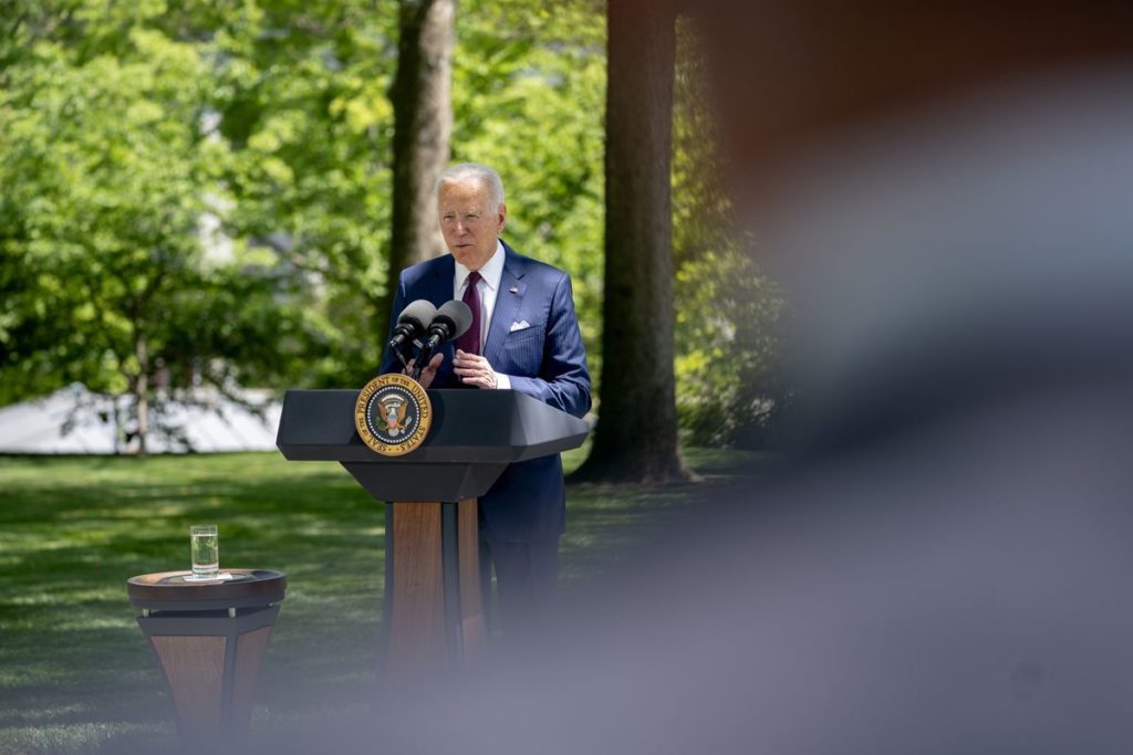 Biden Plans First Meeting With GOP, Democratic Leaders in May