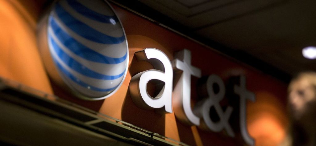 AT&T Shareholders Vote Against Executive Compensation