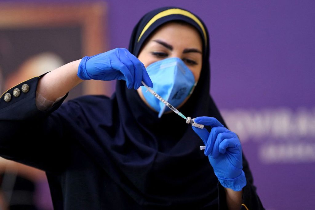 Rouhani Says Iran Will Vaccinate 13 Million People by Late July
