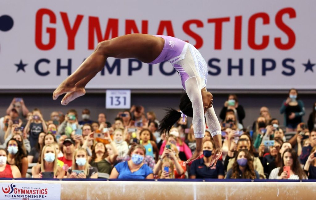 Biles in Control Once Again At U.S. Gymnastics Championships