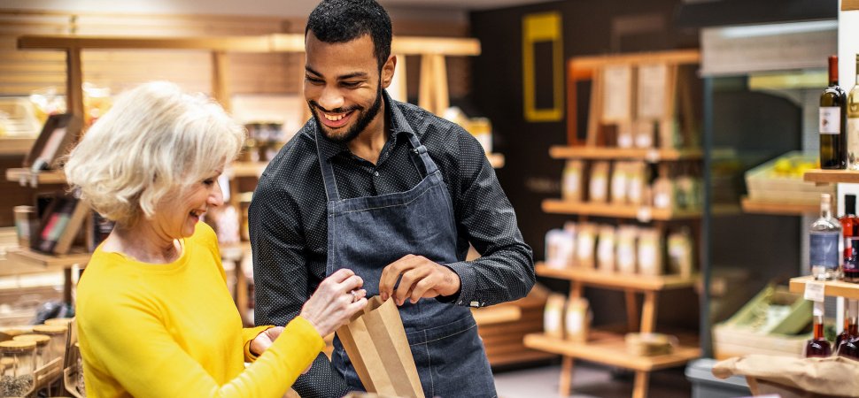 How to Be Cheerful With Customers When You’re Not Feeling Positive Yourself