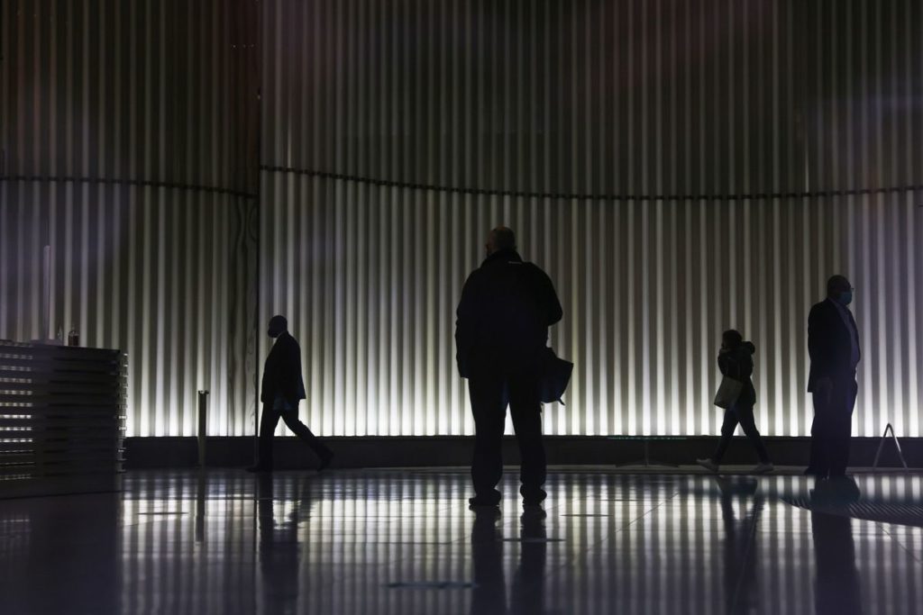 Job Cuts Not Planned by Most U.K. Firms as Furlough Ends