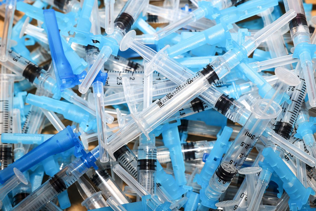A Dollar Solution for Vaccinations