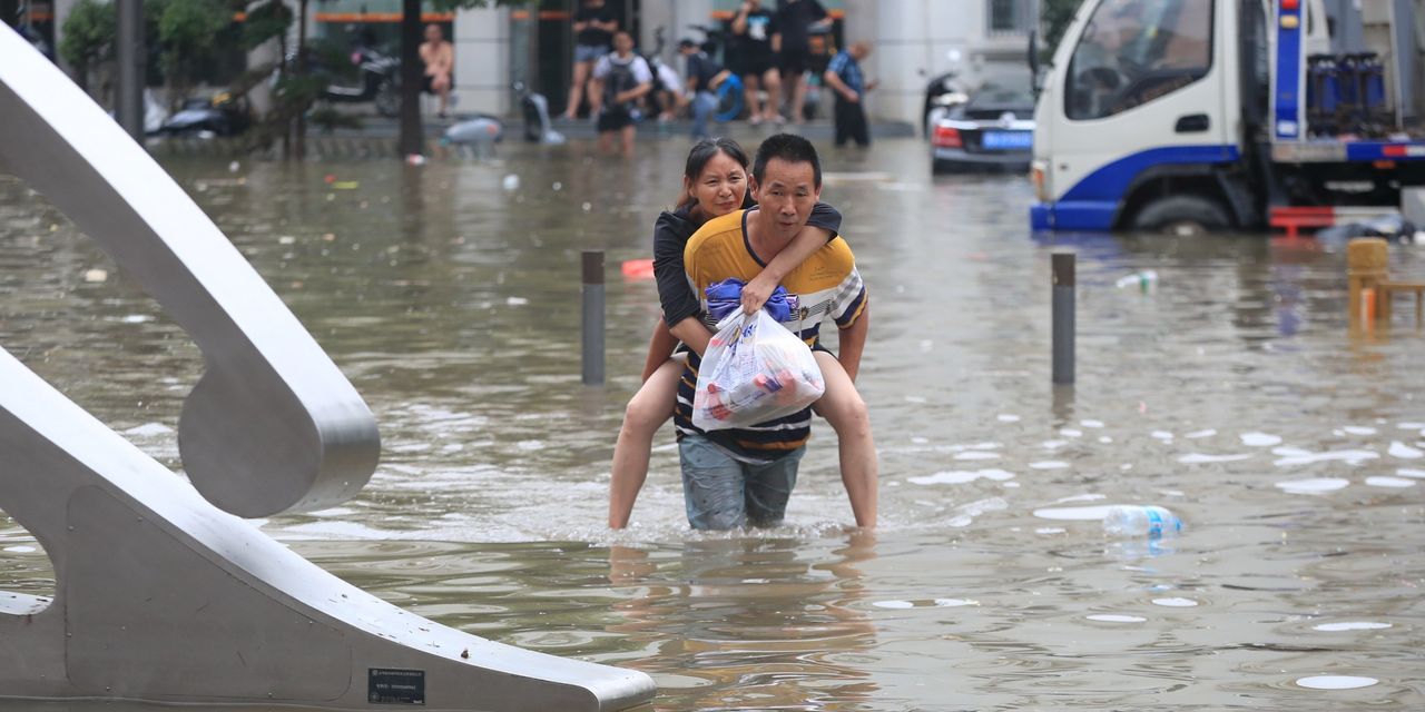 Floods in China’s Zhengzhou Kill Dozens, Displace Thousands