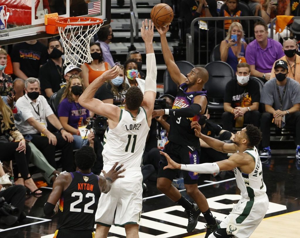 Chris Paul, Kevin Love Invest in Sports-Card Marketplace Dibbs