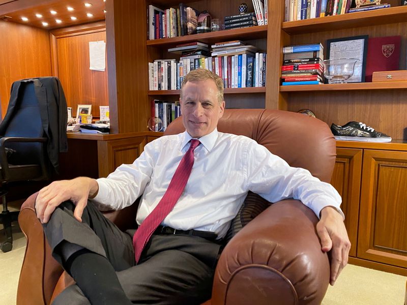 Exclusive: Fed’s Kaplan wants bond-buying taper to start soon and be gradual