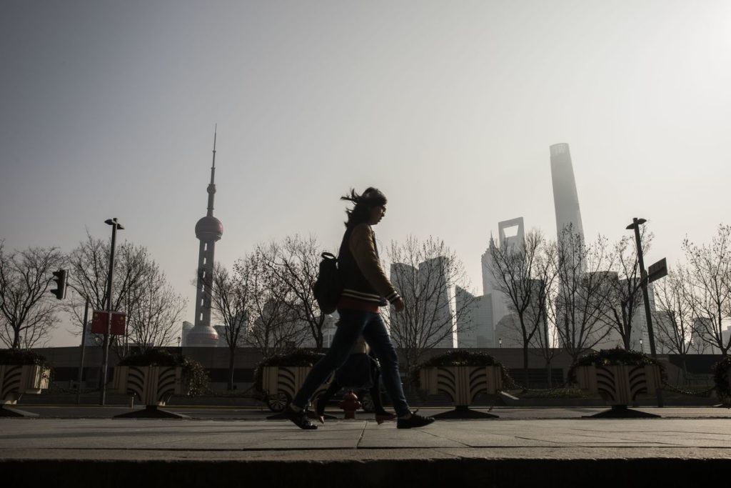 China Regulator Halts 42 IPOs on Probe of Broker, Law Firm