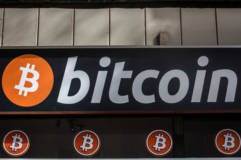 Solana’s SOL Token Weathers the Crypto Tumble Sparked by Bitcoin