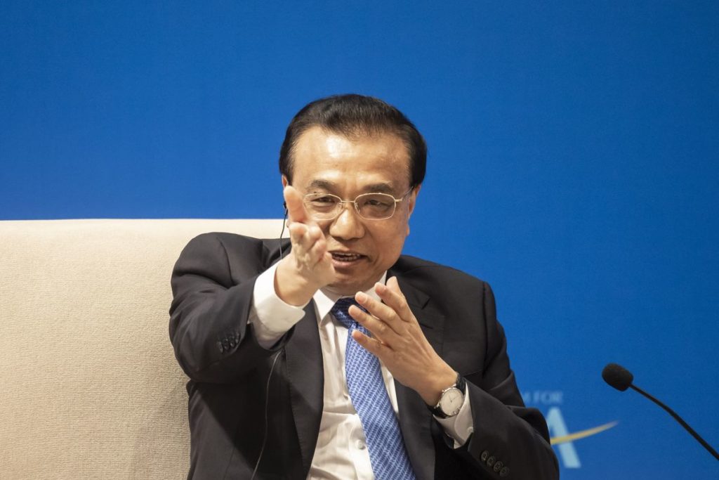 China Will Use Market Tools to Stabilize Commodities: Premier Li