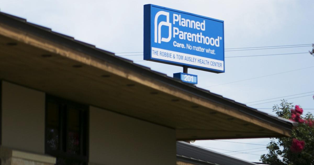 A court has blocked the Texas abortion ban but clinics are proceeding with caution