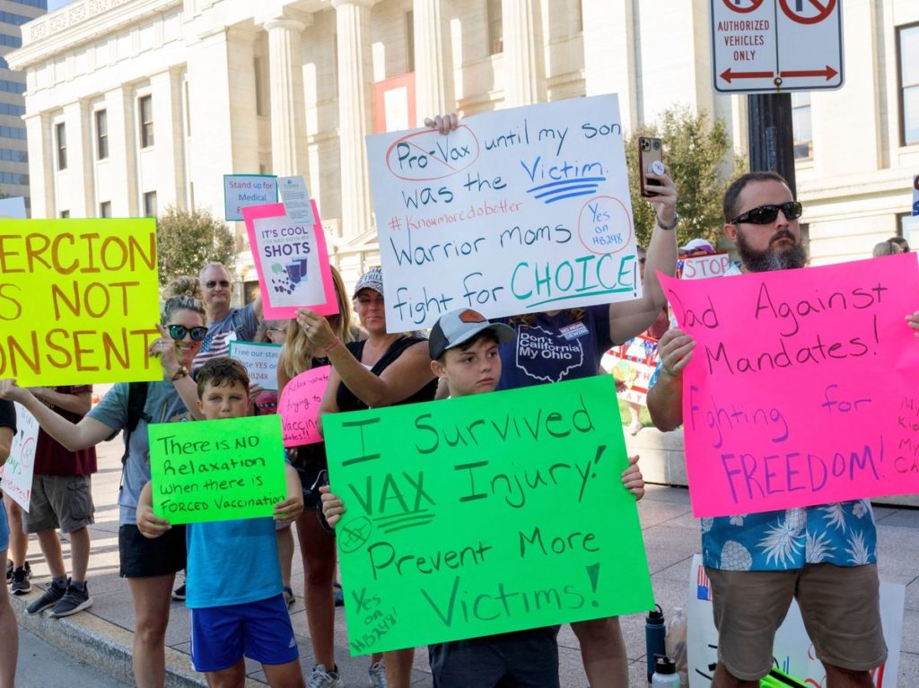 U.S. Cities Face Pushback From Cops on Vaccine Mandates