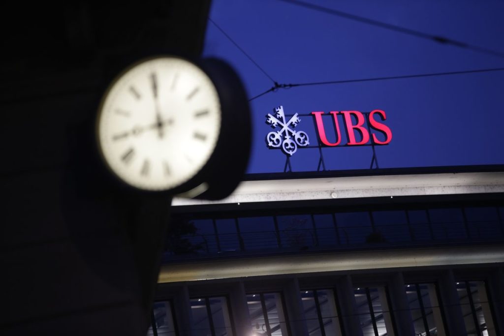 UBS Money Manager Leaves as $3 Billion Asia-Focused Fund Slumps