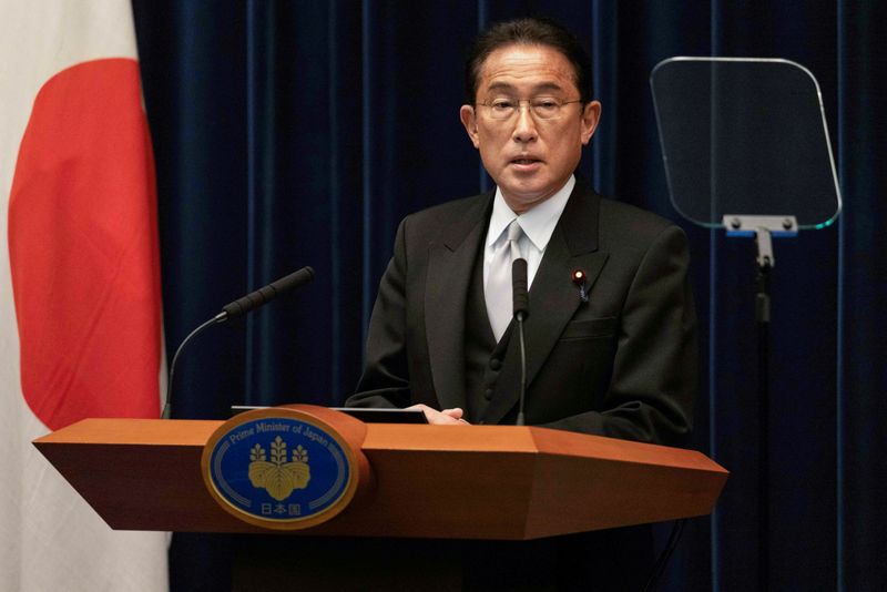 Japan’s PM to call for 3% wage hike in next year’s labour talks