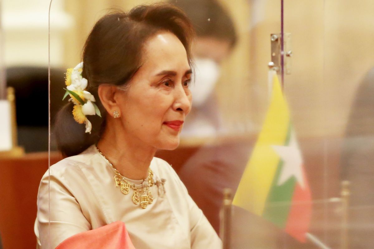 Suu Kyi Jailed for Four Years in First Post-Coup Trial, AFP Says