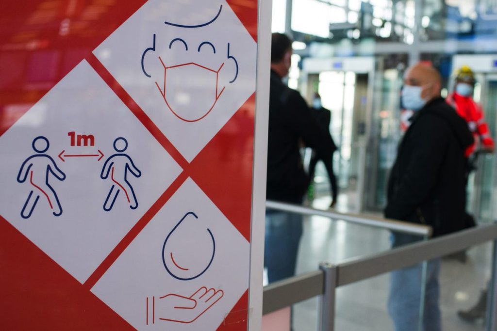 WHO Official Downplays Coronavirus Variant Found in France
