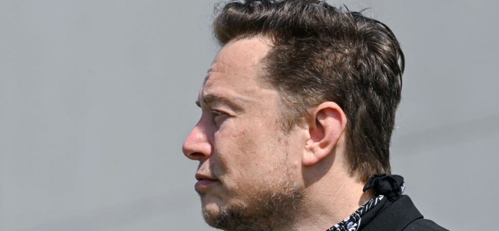 Elon Musk’s 5-Word Response to a User Suggestion Is a Bad Sign for Tesla Owners