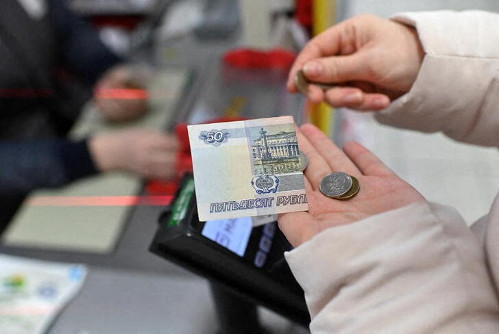 Russia working on financial stability as Kremlin decries ‘unacceptable’ inflation