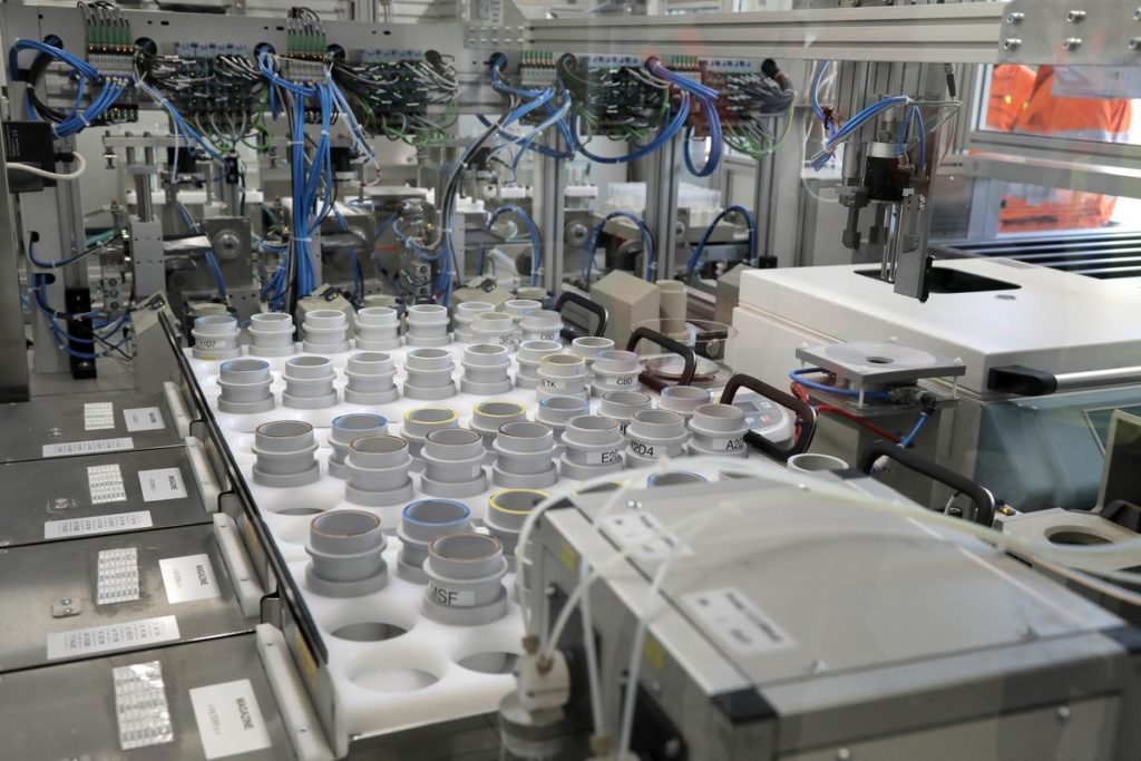 Electric-Vehicle Push Bumps Up Against Chaos in Nickel Market