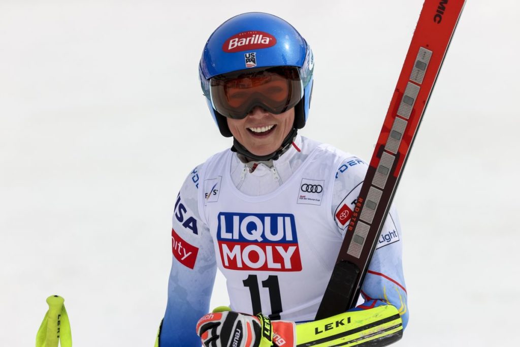 Shiffrin Wins Overall World Cup Title, Places 2nd in Super-G