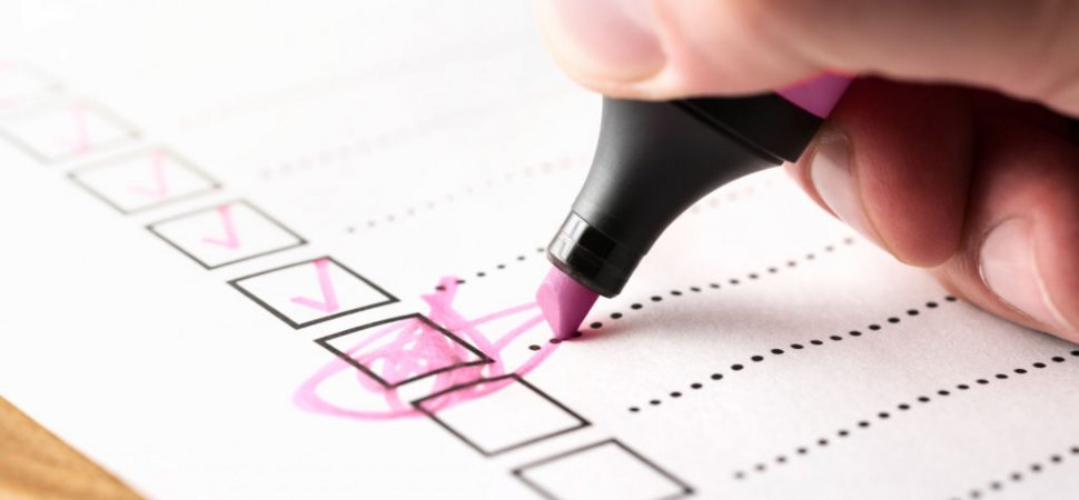 The World’s Top Journalists Use This Checklist to Avoid Disastrous Mistakes. I Used It for a Week and My Performance and Confidence Have Skyrocketed