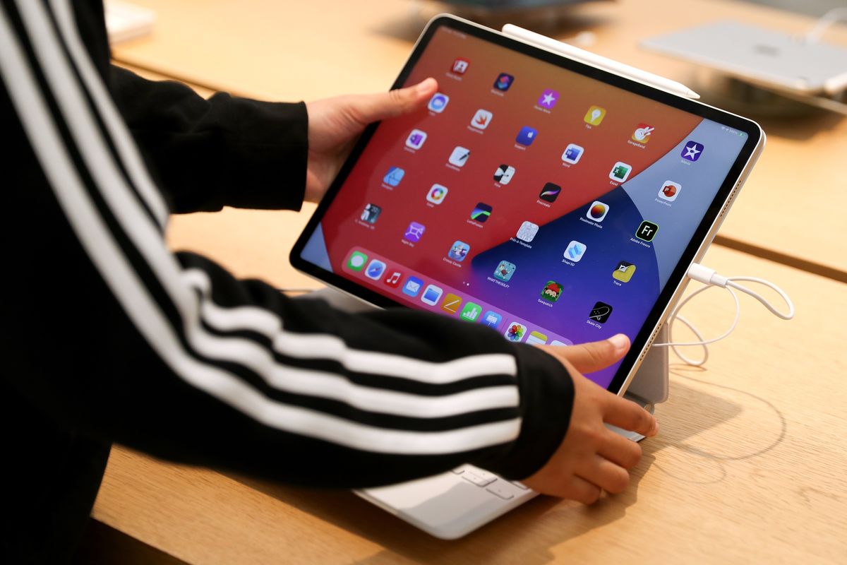 A Solution to Apple’s iPad Software Conundrum: Offering a ‘Pro’ Mode