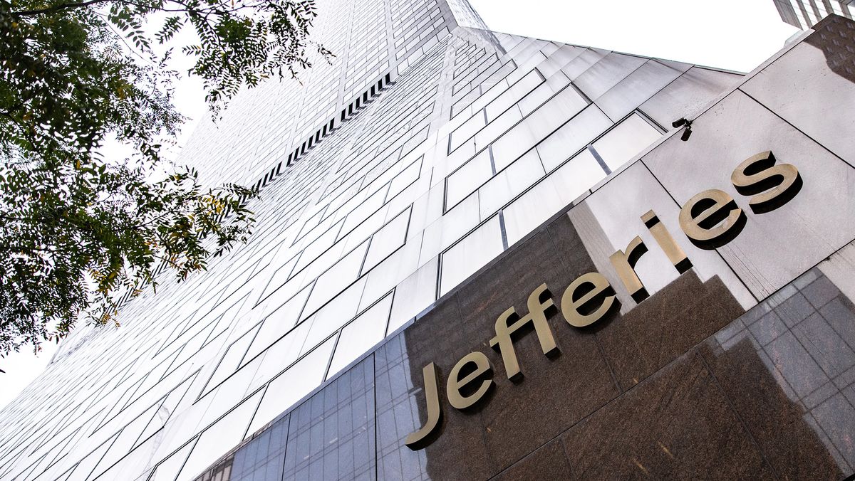 Jefferies Weighs Sale of Oak Hill Capital Partners Stake