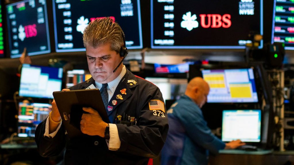 Nasdaq Posts Worst Month Since 2008 And Dow Plunges 900 Points: Market Sell-Off Continues