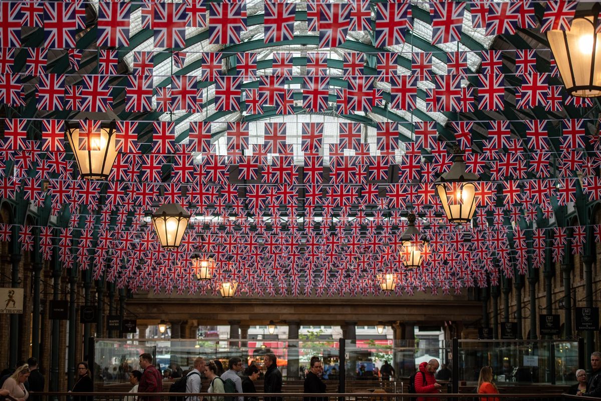 UK Supermarkets Set for Jubilee Boom as Brits Splurge on Parties