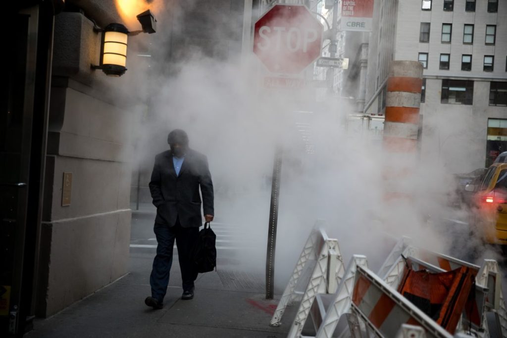 Goldman Says US Economy Remains on Narrow Path to Soft Landing