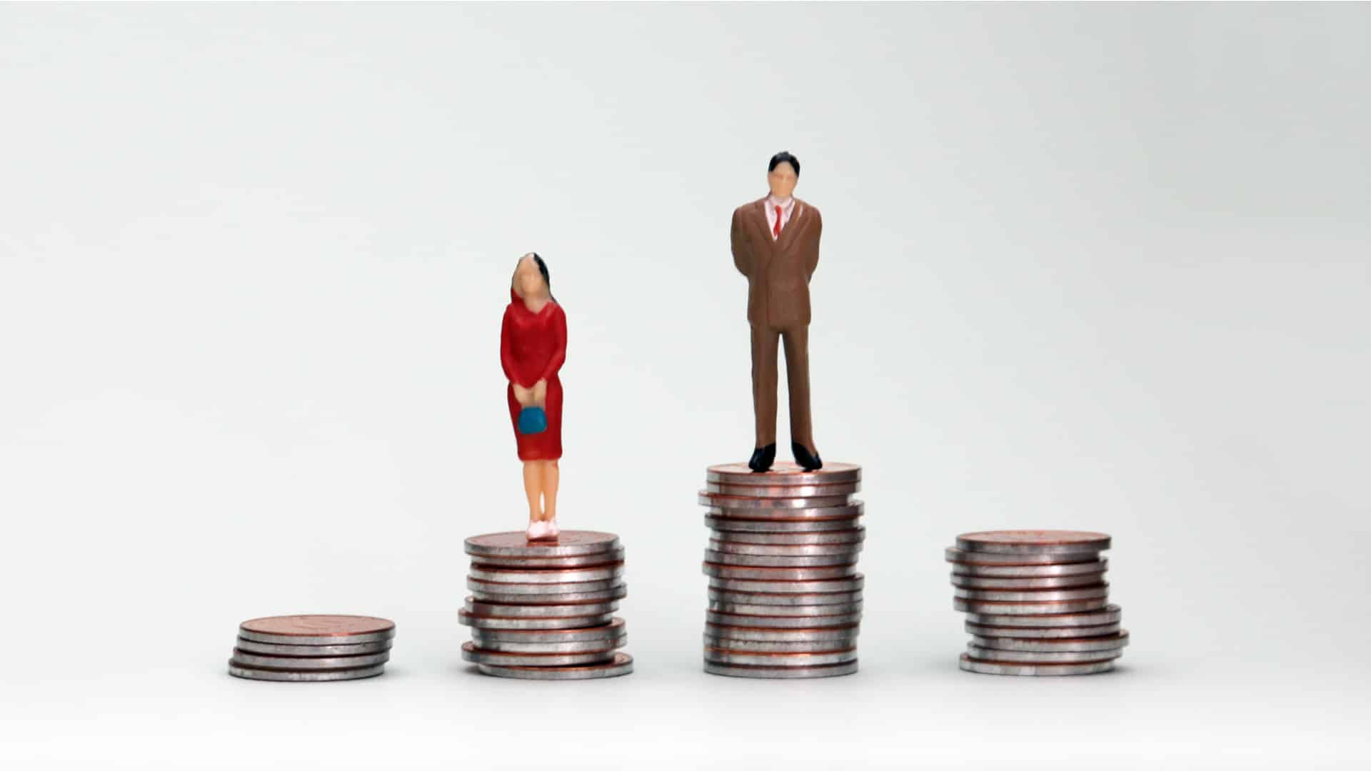 Salary and Career: The meritocracy myth vs. the real gender pay gap