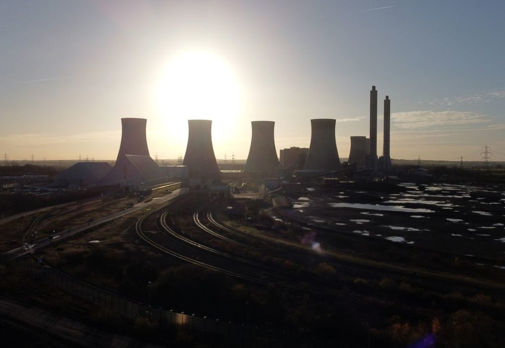 War Derails Plan to Ditch Coal After UK Championed Global Cuts