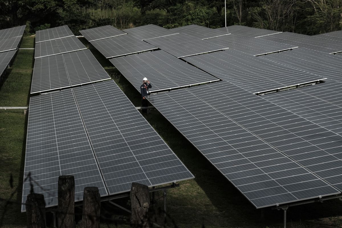 Solar Philippines Seeks Offers to Build 10 Gigawatts of Panels
