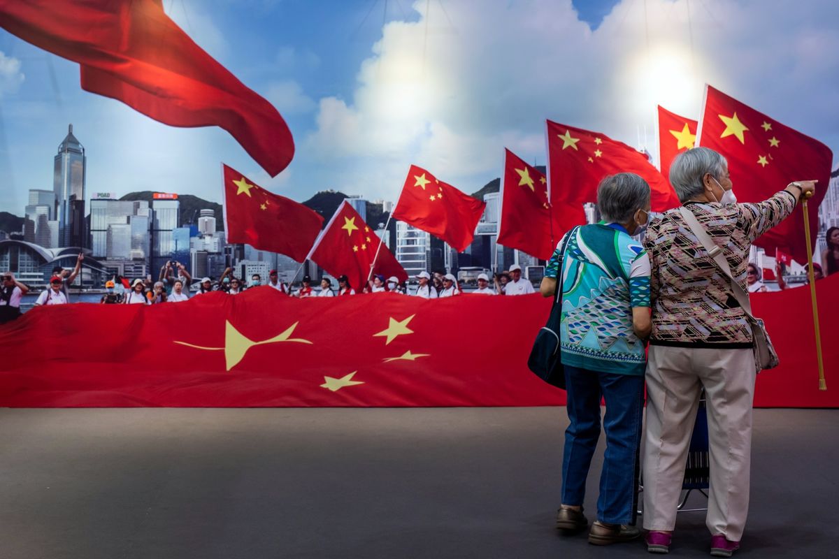 China Seeks Advice on Hong Kong’s Revival From Foreign Business Leaders
