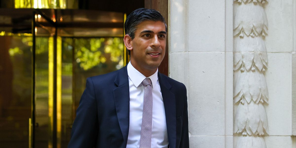 Sunak’s Promise on EU Law Defies Advice of His Treasury Team