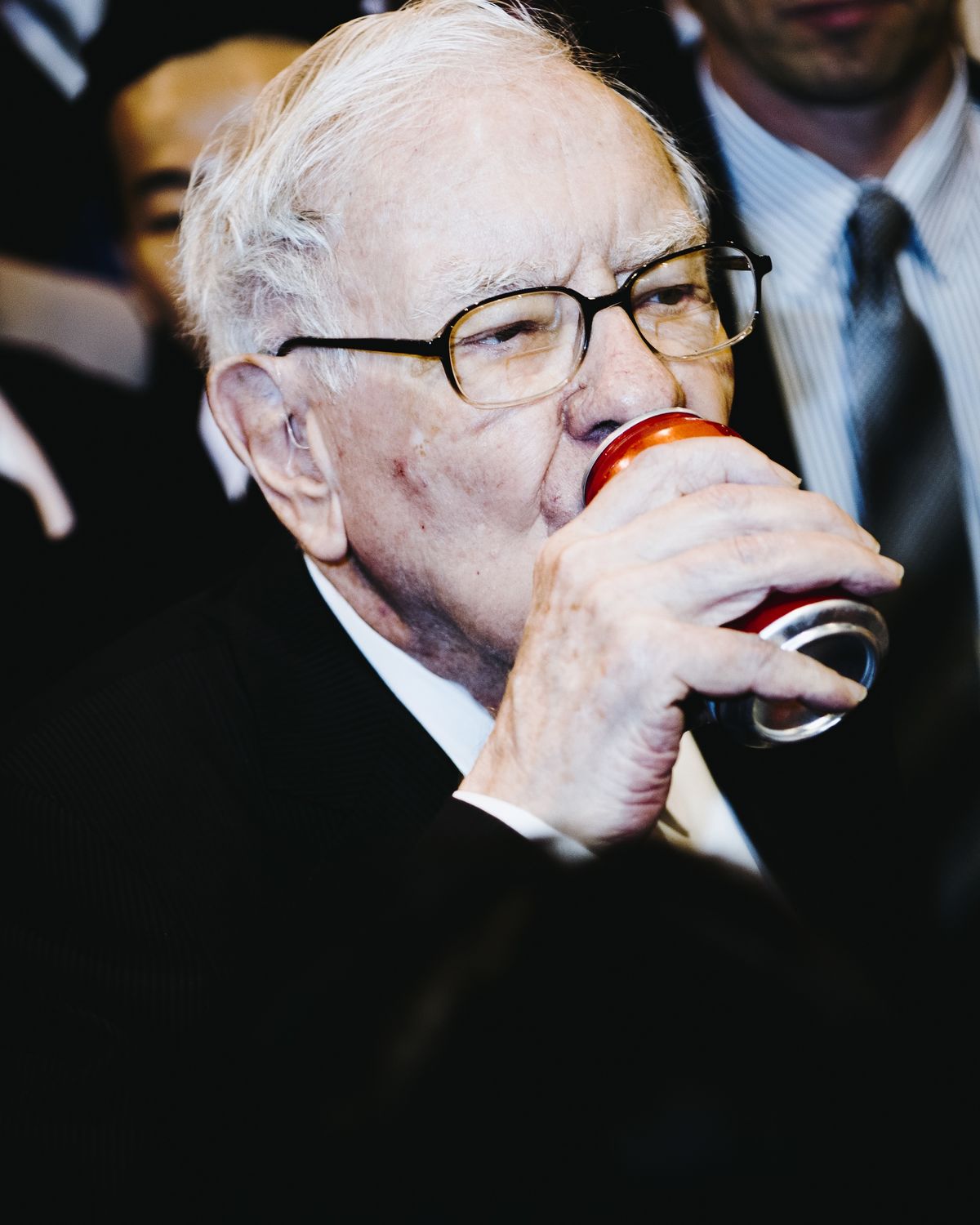 NFL’s Ndamukong Suh Was a Former Cornhusker Who Became Buffett’s Buddy