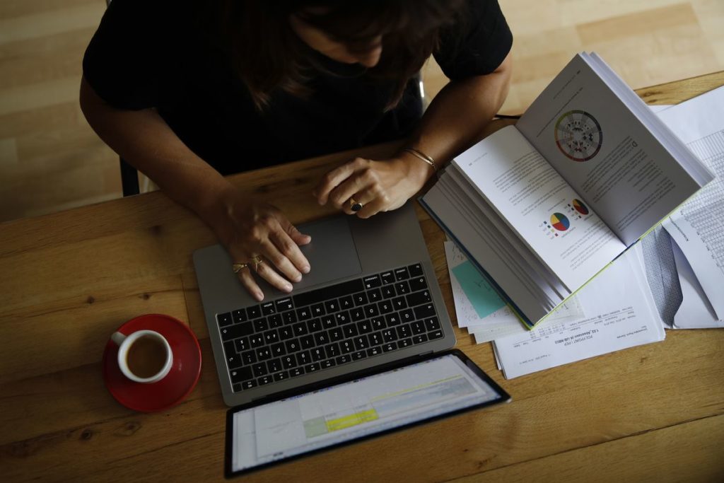 Older and Younger Bosses Disagree on Remote Work