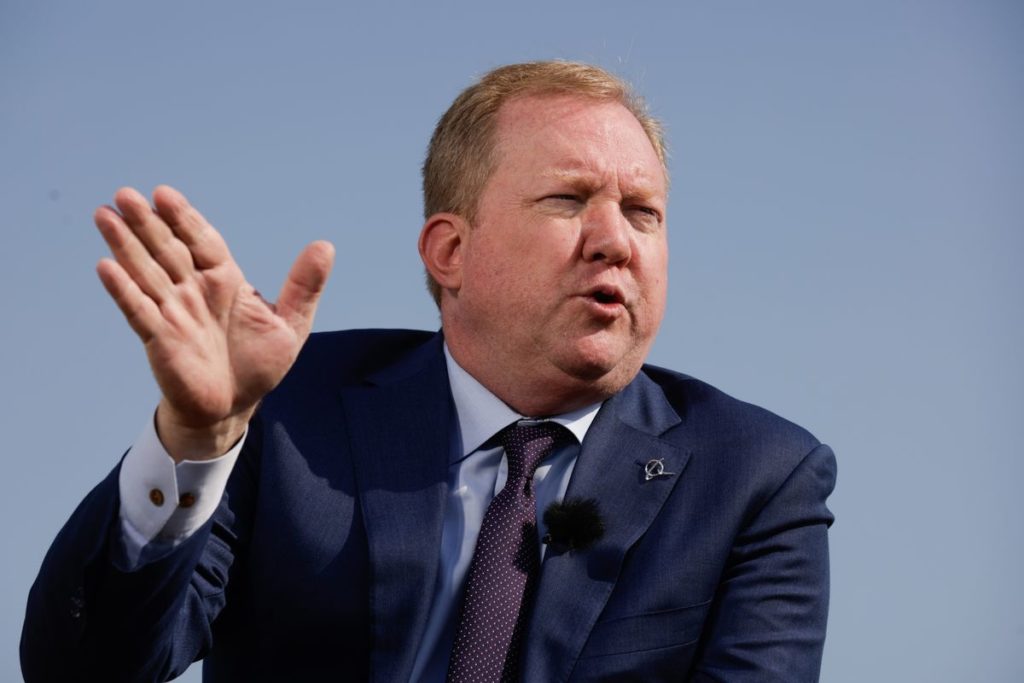 Boeing Commercial Chief Gives Peek Into Work on Next Plane