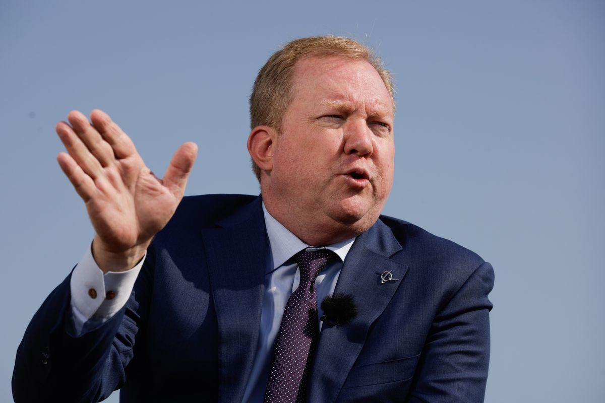 Boeing Commercial Chief Gives Peek Into Work on Next Plane