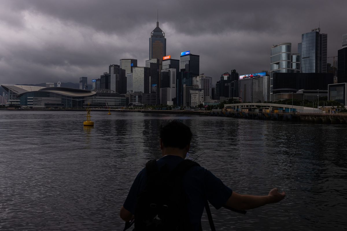 Bankers Turned Billionaires for an Instant, Then Came 89% Crash