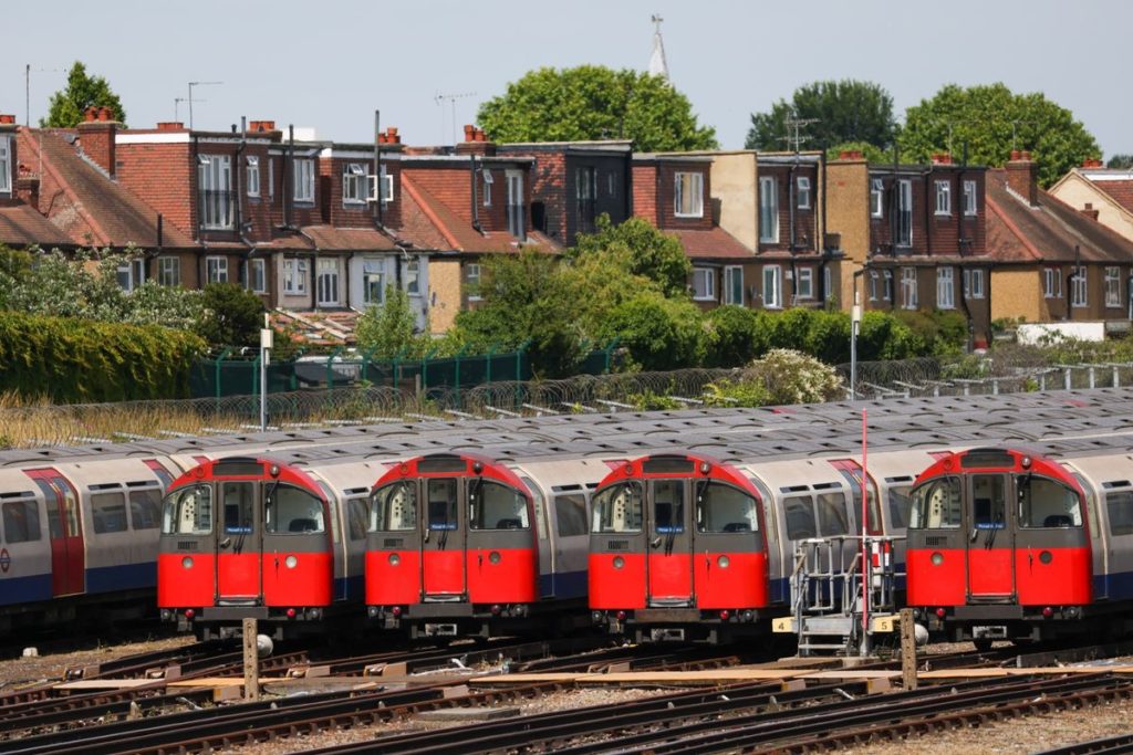 Londoners Wake to Transit Headaches as Tube Strike Hobbles City