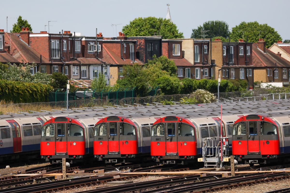 Londoners Wake to Transit Headaches as Tube Strike Hobbles City