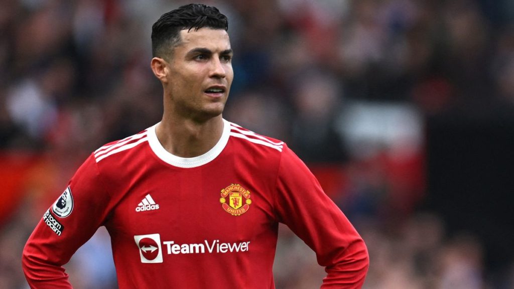 Apollo Not Considering Buying Equity Stake in Manchester United