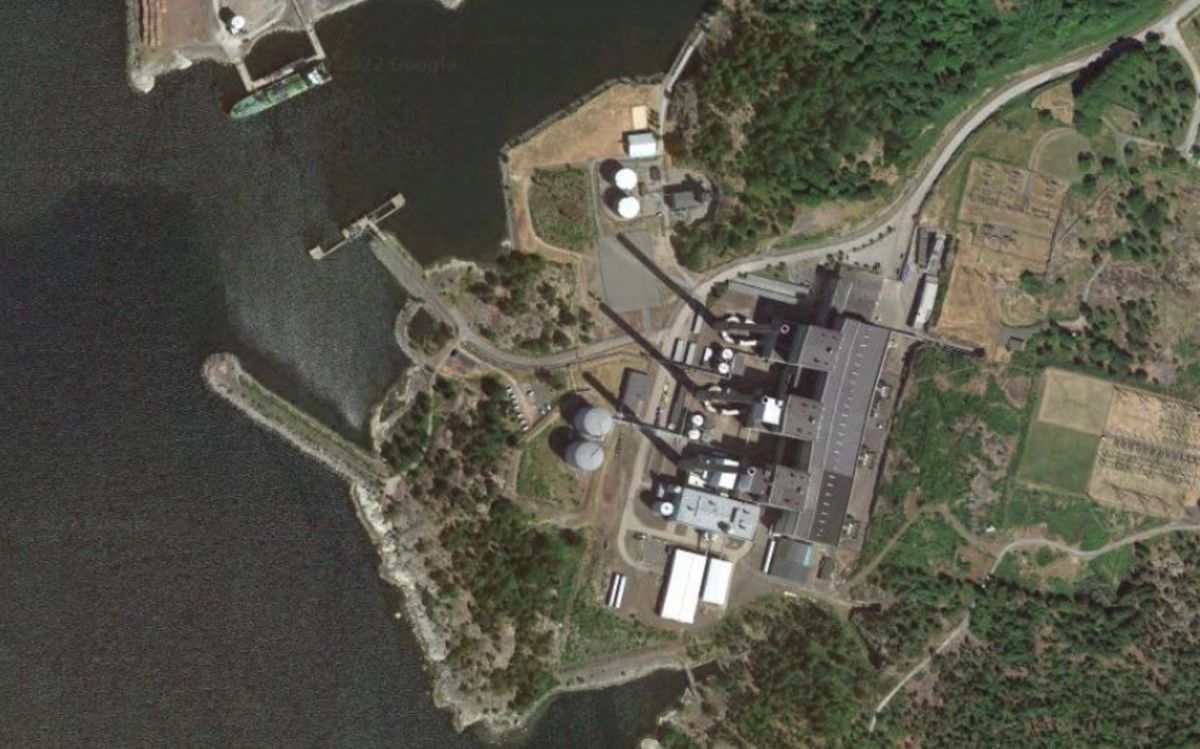 Uniper Boosts Hiring at Swedish Oil-Power Plant as Crisis Grows