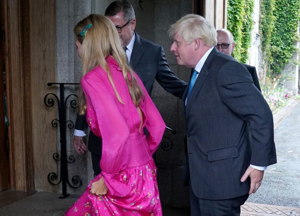 Johnson in Balmoral to Resign as Prime Minister