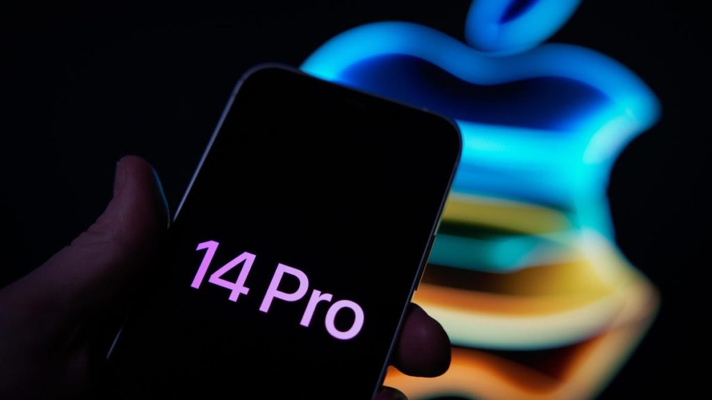 Confirms Serious New Problems For iPhone 14 Buyers