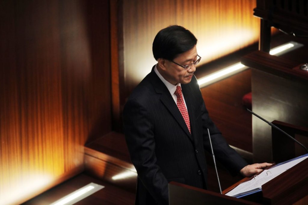 Hong Kong Unveils Visa, Property Easing to Revive Hub Status