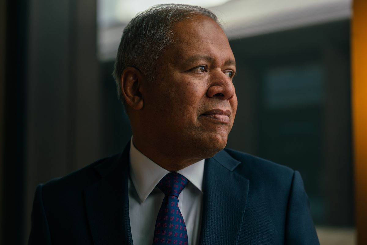 Barclays CEO Venkatakrishnan Praises Traders, UK Economy