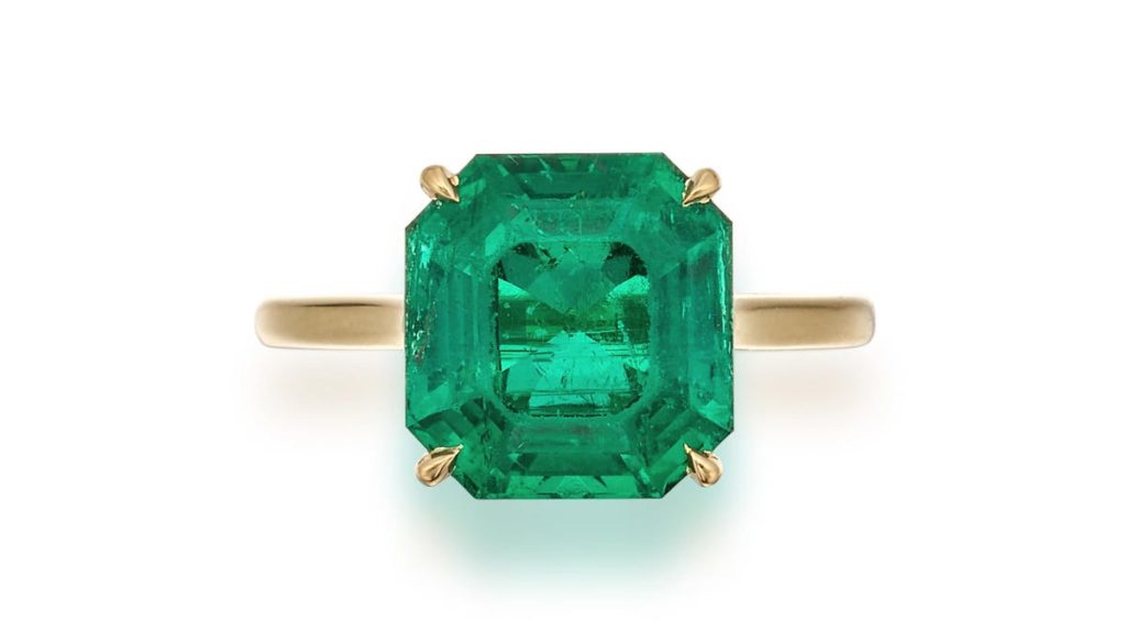 Ring With Emerald Lost In 400-Year-Old Shipwreck Is Up For Auction