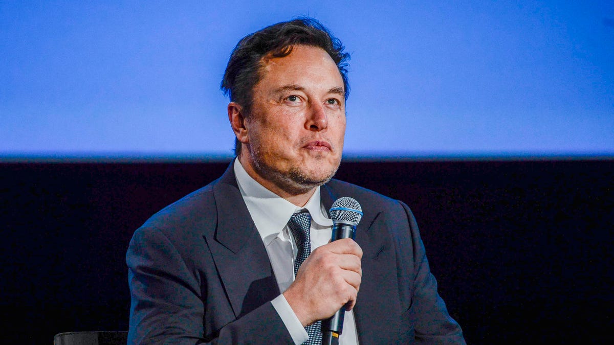 Musk Won’t Decide On Banned Twitter Accounts For ‘Weeks’—Here Are The Changes He Reportedly Wants To Implement On The Platform